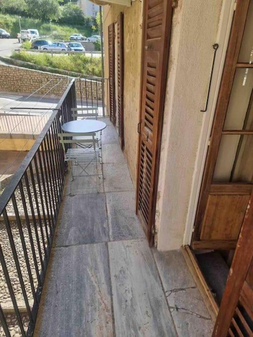 Appartement Au Coeur De La Ville Corte  Exterior photo